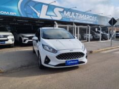 FORD FIESTA SEL 1.6 16V FLEX MEC. 5P 2019/2019 LS MULTIMARCAS VENÂNCIO AIRES / Carros no Vale