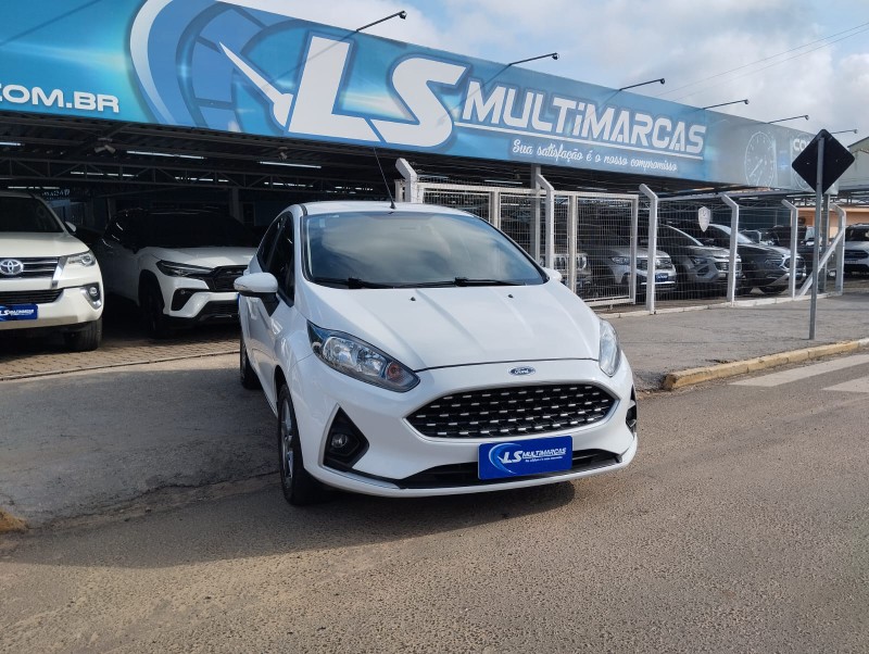 FORD FIESTA SEL 1.6 16V FLEX MEC. 5P 2019/2019 LS MULTIMARCAS VENÂNCIO AIRES / Carros no Vale
