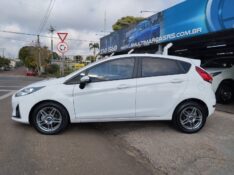 FORD FIESTA SEL 1.6 16V FLEX MEC. 5P 2019/2019 LS MULTIMARCAS VENÂNCIO AIRES / Carros no Vale