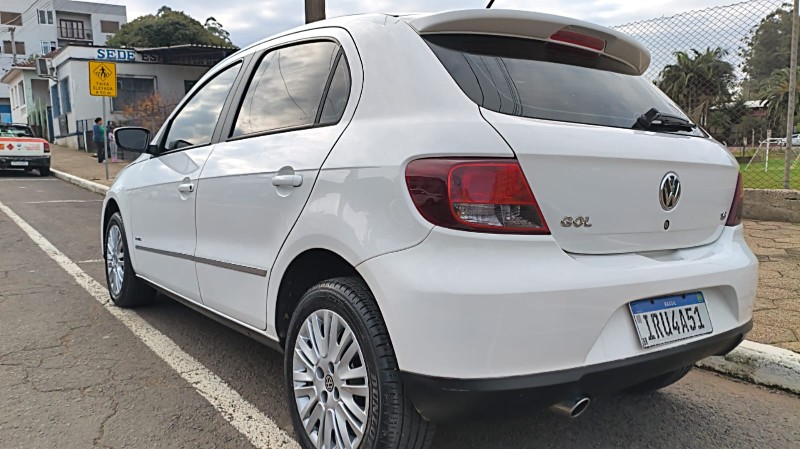 VOLKSWAGEN GOL 1.6 MI POWER 8V 2011/2011 ADRIANO VEÍCULOS CRUZEIRO DO SUL / Carros no Vale