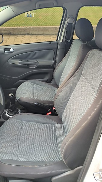 VOLKSWAGEN GOL 1.6 MI POWER 8V 2011/2011 ADRIANO VEÍCULOS CRUZEIRO DO SUL / Carros no Vale