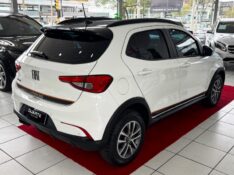 FIAT ARGO 1.3 8V TREKKING FLEX 4P MANUAL 2024/2025 DUARTE VEÍCULOS PORTO ALEGRE / Carros no Vale