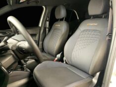 FIAT ARGO 1.3 8V TREKKING FLEX 4P MANUAL 2024/2025 DUARTE VEÍCULOS PORTO ALEGRE / Carros no Vale
