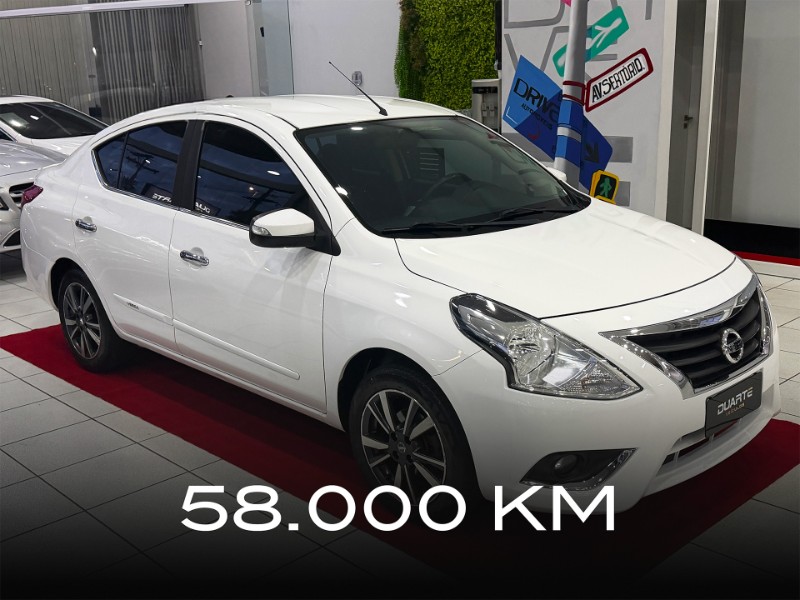 NISSAN VERSA UNIQUE 1.6 16V FLEXSTART 2017/2018 DUARTE VEÍCULOS PORTO ALEGRE / Carros no Vale