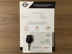 NISSAN VERSA UNIQUE 1.6 16V FLEXSTART 2017/2018 DUARTE VEÍCULOS PORTO ALEGRE / Carros no Vale