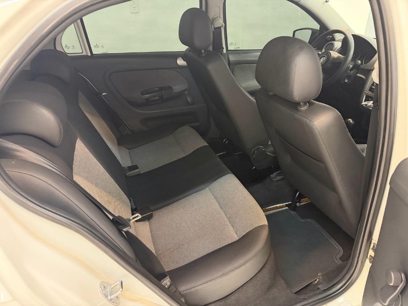 VOLKSWAGEN GOL NOVO GOL 1.0 2013/2013 LUCAS AUTOMÓVEIS BOM RETIRO DO SUL / Carros no Vale
