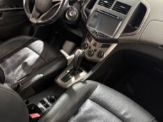 CHEVROLET SONIC 1.6 LTZ 16V FLEX 4P AUTOMÁTICO 2012/2012 NEURI VEÍCULOS LAJEADO / Carros no Vale
