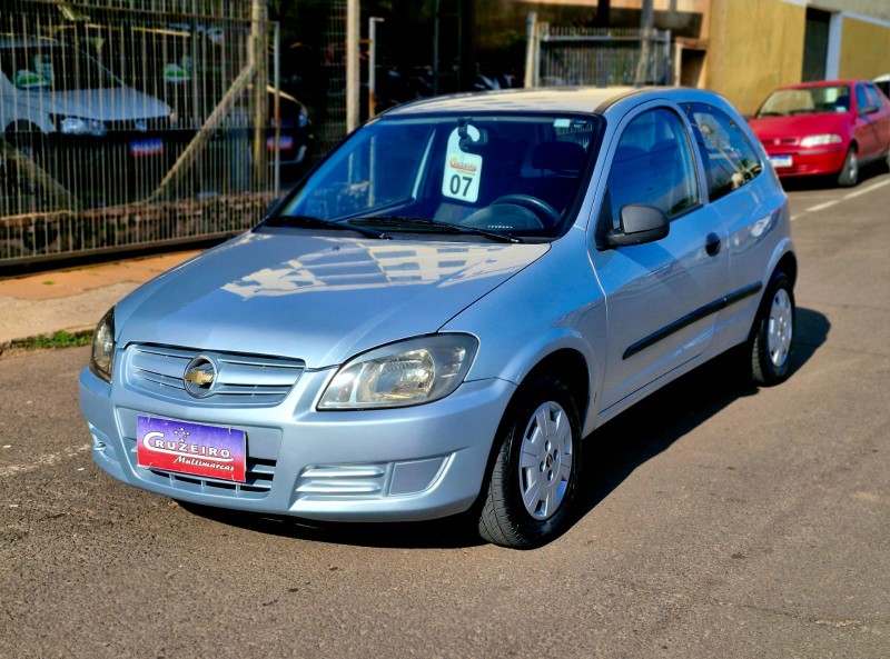 CHEVROLET CELTA 1.0 2P 2006/2007 CRUZEIRO MULTIMARCAS CRUZEIRO DO SUL / Carros no Vale