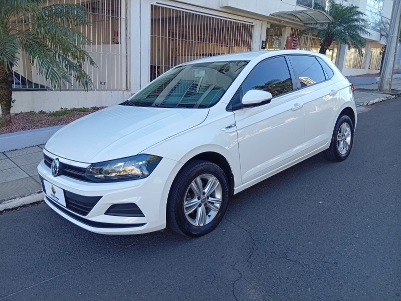 VOLKSWAGEN POLO MF 2018/2019 ALTERNATIVA VEÍCULOS LAJEADO / Carros no Vale