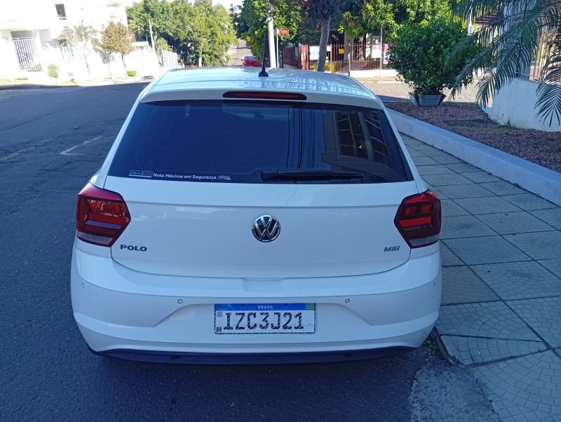 VOLKSWAGEN POLO MF 2018/2019 ALTERNATIVA VEÍCULOS LAJEADO / Carros no Vale