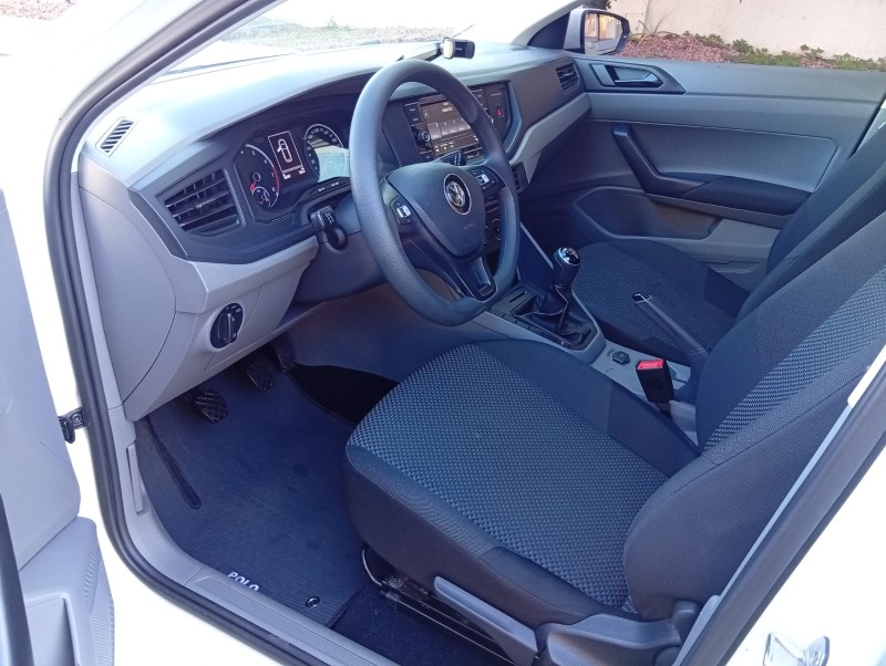VOLKSWAGEN POLO MF 2018/2019 ALTERNATIVA VEÍCULOS LAJEADO / Carros no Vale