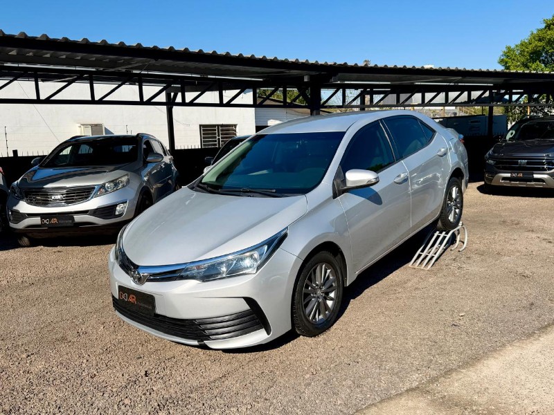 TOYOTA COROLLA 1.8 GLI UPPER /2019 AR MULTIMARCAS VENÂNCIO AIRES / Carros no Vale