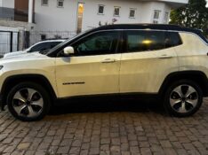 JEEP COMPASS 2.0 16V FLEX LONGITUDE AUTOMÁTICO 2017/2018 COMPLETO VEÍCULOS GUAPORÉ / Carros no Vale
