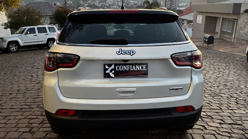JEEP COMPASS 2.0 16V FLEX LONGITUDE AUTOMÁTICO 2017/2018 COMPLETO VEÍCULOS GUAPORÉ / Carros no Vale JEEP COMPASS 2.0 16V FLEX LONGITUDE AUTOMÁTICO 2017/2018 COMPLETO VEÍCULOS GUAPORÉ / Carros no Vale