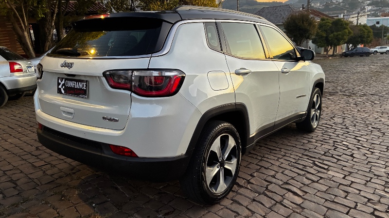 JEEP COMPASS 2.0 16V FLEX LONGITUDE AUTOMÁTICO 2017/2018 COMPLETO VEÍCULOS GUAPORÉ / Carros no Vale JEEP COMPASS 2.0 16V FLEX LONGITUDE AUTOMÁTICO 2017/2018 COMPLETO VEÍCULOS GUAPORÉ / Carros no Vale