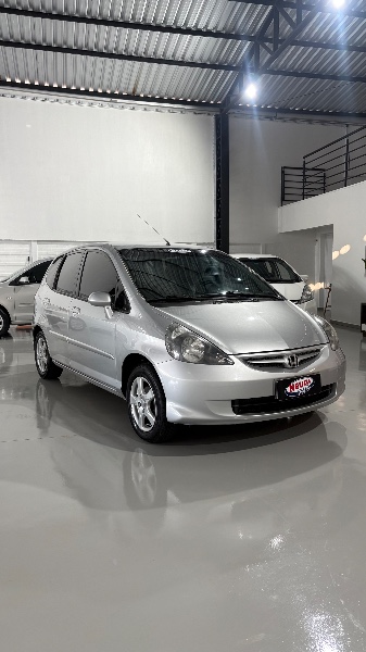 HONDA FIT 1.4 LX 16V FLEX 4P AUTOMÁTICO /2008 NEURI VEÍCULOS LAJEADO / Carros no Vale
