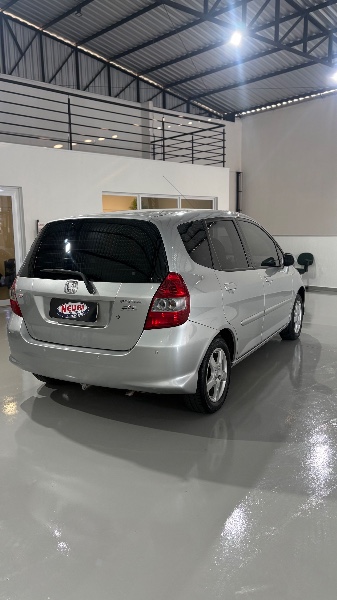 HONDA FIT 1.4 LX 16V FLEX 4P AUTOMÁTICO /2008 NEURI VEÍCULOS LAJEADO / Carros no Vale