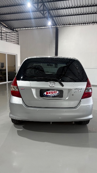 HONDA FIT 1.4 LX 16V FLEX 4P AUTOMÁTICO /2008 NEURI VEÍCULOS LAJEADO / Carros no Vale