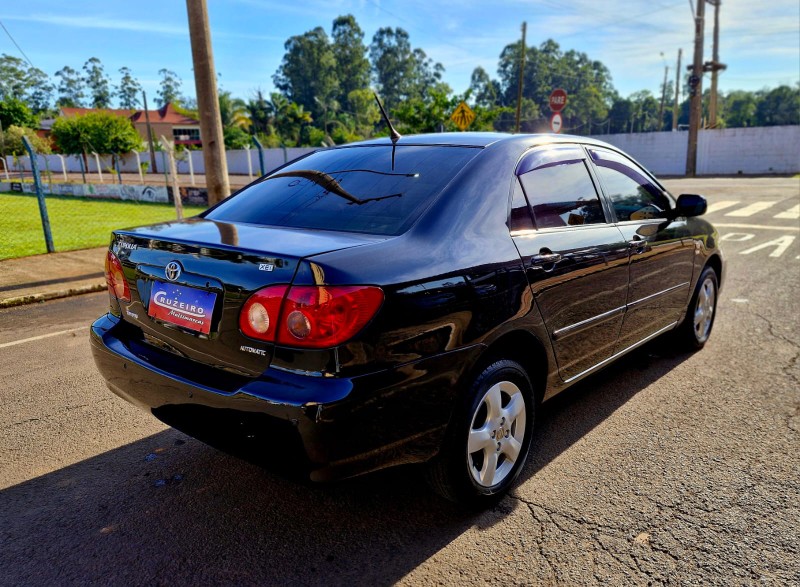 TOYOTA COROLLA XEI 1.8 16V 2004/2005 CRUZEIRO MULTIMARCAS CRUZEIRO DO SUL / Carros no Vale