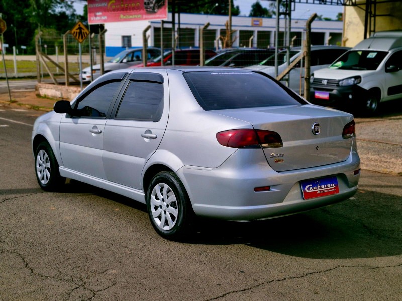 FIAT SIENA EL 1.0 2011/2012 CRUZEIRO MULTIMARCAS CRUZEIRO DO SUL / Carros no Vale