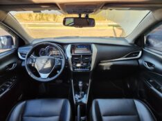 TOYOTA YARIS XLS CONNECT SED 1.5 FLEX 16V AUT. 2020/2020 TS VEÍCULOS ANTA GORDA / Carros no Vale