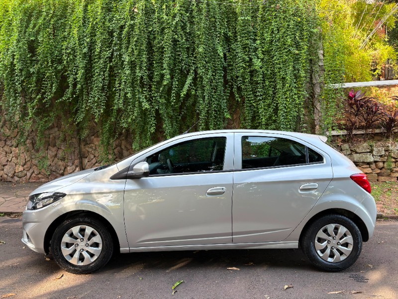 CHEVROLET ONIX LT 1.0 2018/2019 ESTAÇÃO DO CARRO ESTRELA / Carros no Vale CHEVROLET ONIX LT 1.0 2018/2019 ESTAÇÃO DO CARRO ESTRELA / Carros no Vale