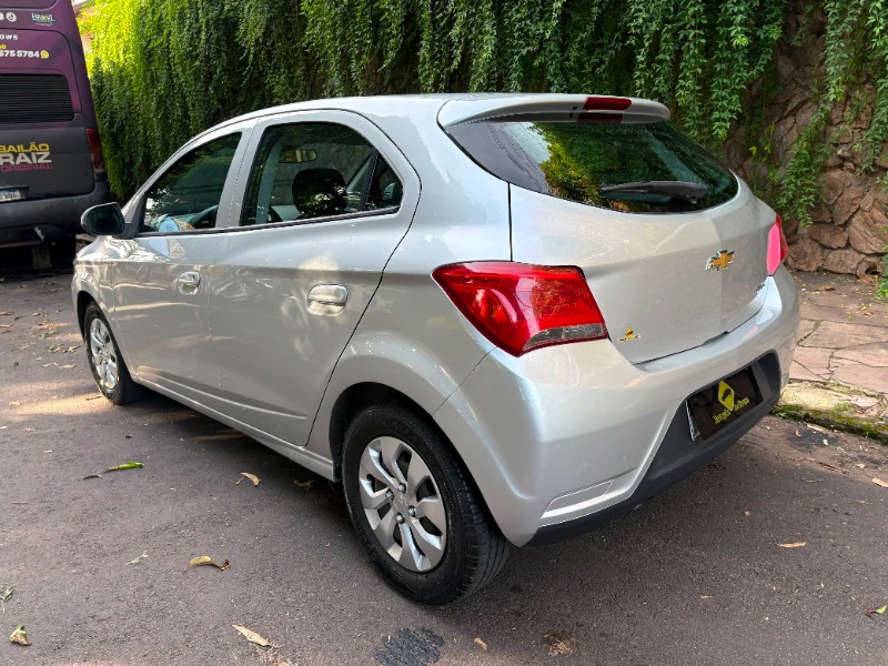 CHEVROLET ONIX LT 1.0 2018/2019 ESTAÇÃO DO CARRO ESTRELA / Carros no Vale CHEVROLET ONIX LT 1.0 2018/2019 ESTAÇÃO DO CARRO ESTRELA / Carros no Vale