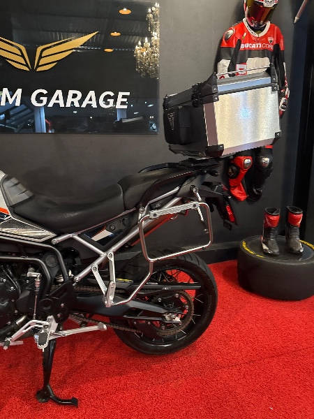 TRIUMPH TIGER 900 900 RALLY PRO /2025 EXCLUSIVO VEÍCULOS SANTA CRUZ DO SUL / Carros no Vale