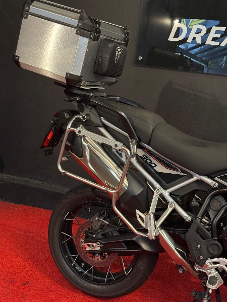 TRIUMPH TIGER 900 900 RALLY PRO /2025 EXCLUSIVO VEÍCULOS SANTA CRUZ DO SUL / Carros no Vale