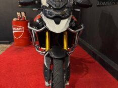 TRIUMPH TIGER 900 900 RALLY PRO /2025 EXCLUSIVO VEÍCULOS SANTA CRUZ DO SUL / Carros no Vale