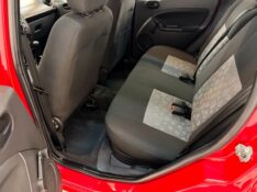 FORD FIESTA 1.0 8V /CLASS 8V 2013/2013 LUCAS AUTOMÓVEIS BOM RETIRO DO SUL / Carros no Vale