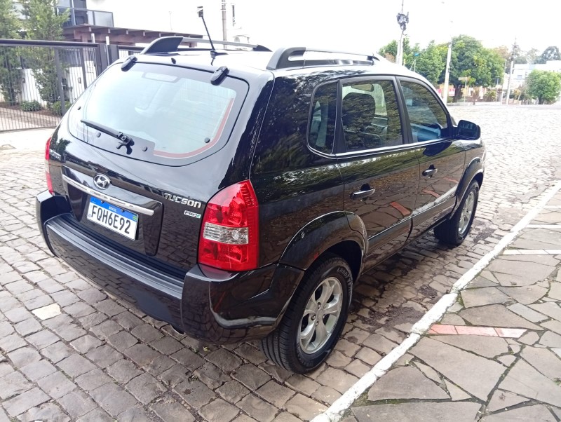 HYUNDAI TUCSON GLS 2014/2015 ALTERNATIVA VEÍCULOS LAJEADO / Carros no Vale