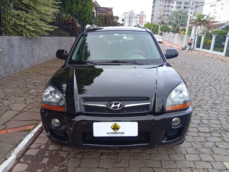 HYUNDAI TUCSON GLS 2014/2015 ALTERNATIVA VEÍCULOS LAJEADO / Carros no Vale