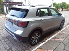 VOLKSWAGEN T-CROSS COMFORTLINE 1.0 TSI 2024/2025 ALTERNATIVA VEÍCULOS LAJEADO / Carros no Vale