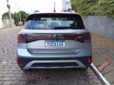 VOLKSWAGEN T-CROSS COMFORTLINE 1.0 TSI 2024/2025 ALTERNATIVA VEÍCULOS LAJEADO / Carros no Vale
