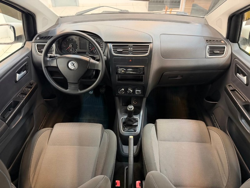 VOLKSWAGEN SPACEFOX 1.6 MI TREND 8V 2012/2012 LUCAS AUTOMÓVEIS BOM RETIRO DO SUL / Carros no Vale