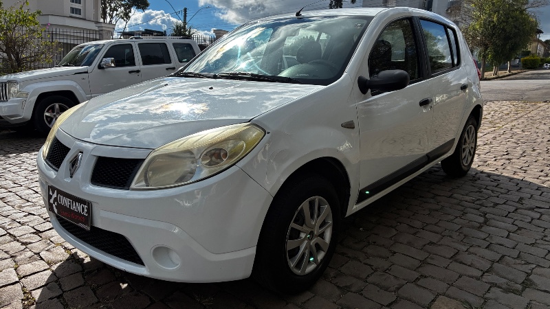RENAULT SANDERO 1.0 12V SCE FLEX EXPRESSION MANUAL 2011/2011 COMPLETO VEÍCULOS GUAPORÉ / Carros no Vale