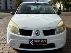 RENAULT SANDERO 1.0 12V SCE FLEX EXPRESSION MANUAL 2011/2011 COMPLETO VEÍCULOS GUAPORÉ / Carros no Vale