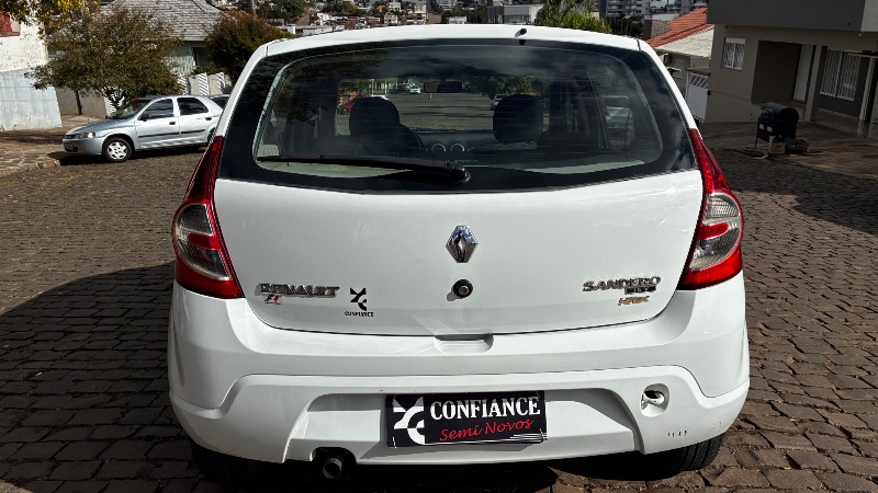 RENAULT SANDERO 1.0 12V SCE FLEX EXPRESSION MANUAL 2011/2011 COMPLETO VEÍCULOS GUAPORÉ / Carros no Vale