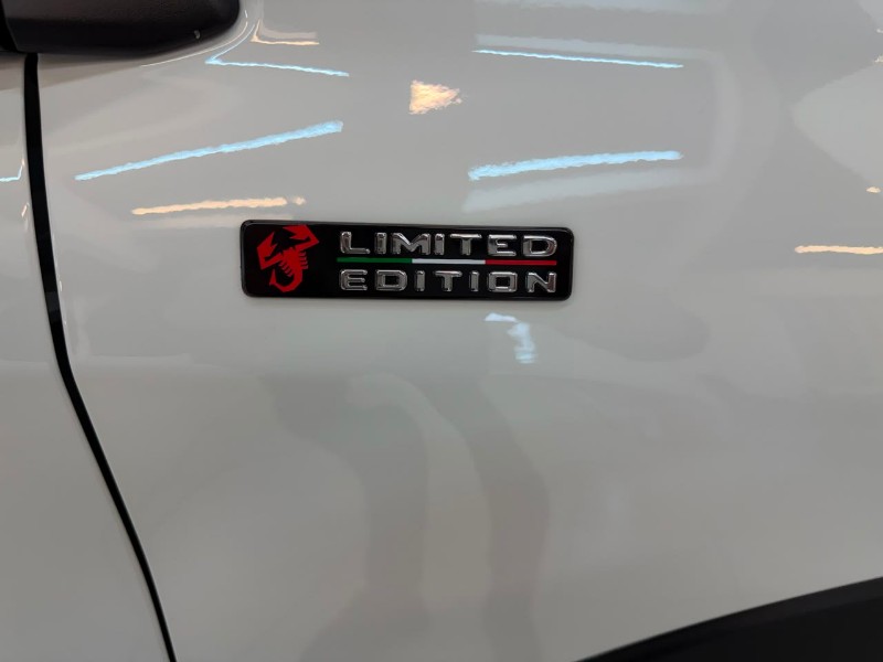 FIAT FASTBACK LIMITED EDITION TURBO 270 POWER BY ABARTH FLEX 2023 2023/2023 LUCAS AUTOMÓVEIS BOM RETIRO DO SUL / Carros no Vale