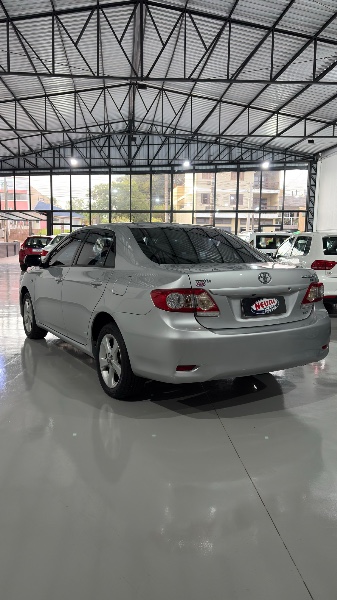 TOYOTA COROLLA 2.0 XEI 16V 2013 2013/2013 NEURI VEÍCULOS LAJEADO / Carros no Vale TOYOTA COROLLA 2.0 XEI 16V 2013 2013/2013 NEURI VEÍCULOS LAJEADO / Carros no Vale