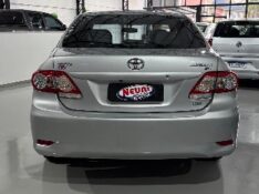 TOYOTA COROLLA 2.0 XEI 16V 2013 2013/2013 NEURI VEÍCULOS LAJEADO / Carros no Vale