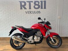 HONDA MOTOS CB 300R /2014 RT 811 VEÍCULOS ARROIO DO MEIO / Carros no Vale