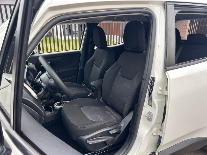 JEEP RENEGADE SPORT 1.8 4X2 16V MEC. 2018/2018 LS MULTIMARCAS VENÂNCIO AIRES / Carros no Vale