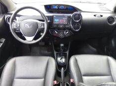TOYOTA ETIOS SEDAN XLS 1.5 2016/2017 ALTERNATIVA VEÍCULOS LAJEADO / Carros no Vale