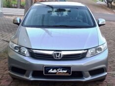 HONDA CIVIC 1.8 LXS 16V FLEX 4P AUTOMÁTICO /2015 AUTO SHOW SANTA CRUZ DO SUL / Carros no Vale