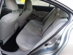 HONDA CIVIC 1.8 LXS 16V FLEX 4P AUTOMÁTICO /2015 AUTO SHOW SANTA CRUZ DO SUL / Carros no Vale