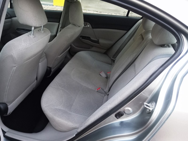 HONDA CIVIC 1.8 LXS 16V FLEX 4P AUTOMÁTICO /2015 AUTO SHOW SANTA CRUZ DO SUL / Carros no Vale