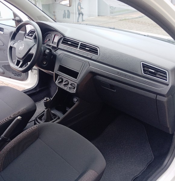 VOLKSWAGEN SAVEIRO ROBUST 1.6 TOTAL FLEX 8V CD /2025 AUTO SHOW SANTA CRUZ DO SUL / Carros no Vale
