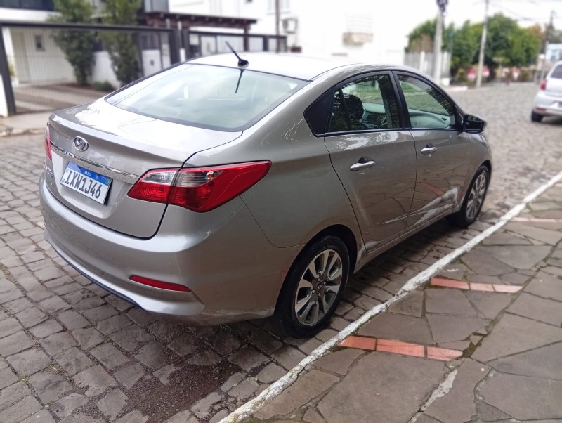 HYUNDAI H20 1.0 COMFORT 2017/2017 ALTERNATIVA VEÍCULOS LAJEADO / Carros no Vale